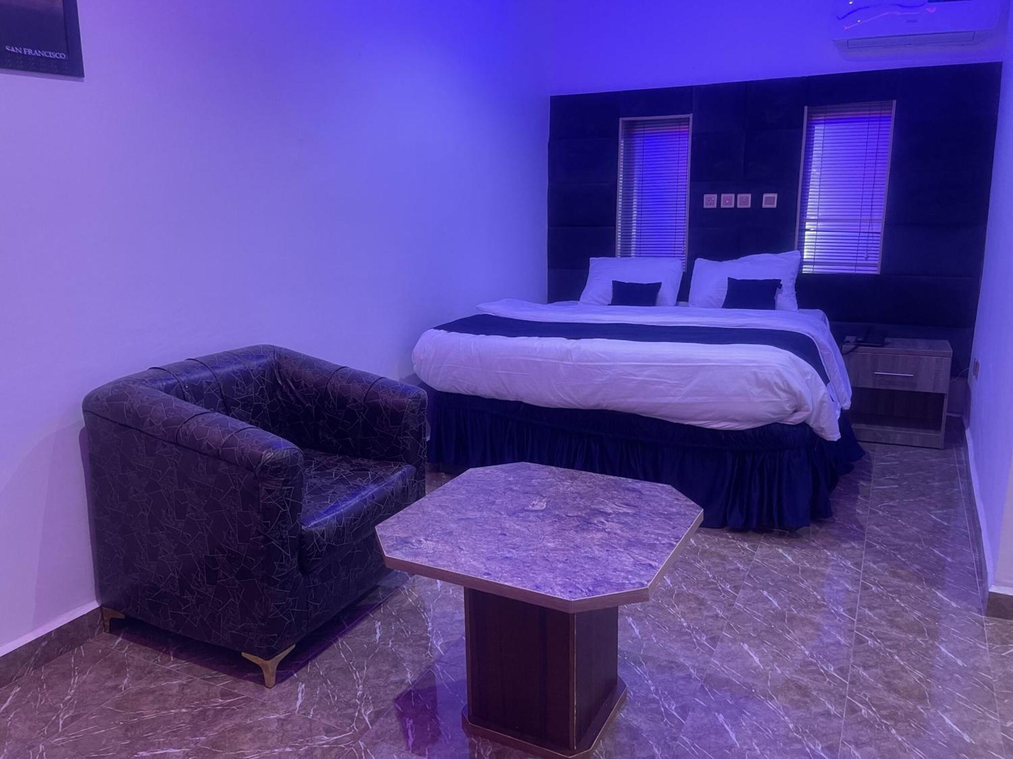 Murphy'S Mansion Resort Umuahia Exteriér fotografie